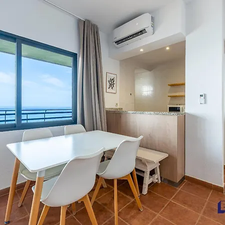 Front Sea View By Better Bookings *